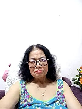 Snapshot of Hotestlove chatting on March 14, 2025, 2:08 pm Hotestlove online show from March 14, 2025, 2:08 pm