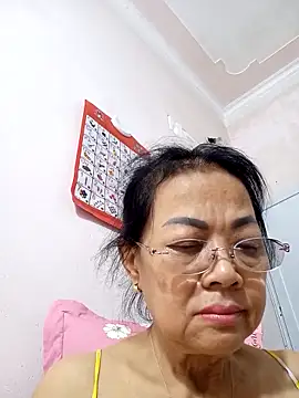 Snapshot of Hotestlove chatting on September 11, 2025, 3:12 pm Hotestlove online show from September 11, 2025, 3:12 pm