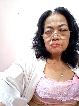 Snapshot of Hotestlove chatting on March 20, 2025, 1:13 am Hotestlove online show from March 20, 2025, 1:13 am