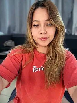 Snapshot of MerlyG chatting on March 6, 2026, 5:52 pm MerlyG online show from March 6, 2026, 5:52 pm