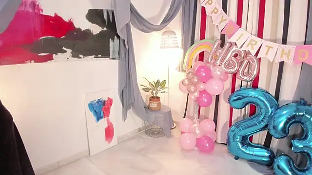 Raychell Black online show from October 13, 2025, 5:36 pm