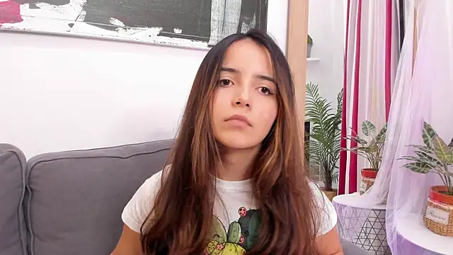 Snapshot of Raychell_Black chatting on March 13, 2025, 10:21 pm Raychell Black online show from March 13, 2025, 10:21 pm