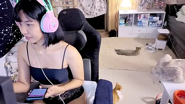 Kana G online show from September 12, 2025, 2:17 pm