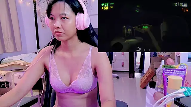 Kana G online show from March 18, 2025, 5:12 pm