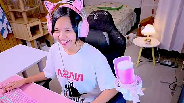 Kana G online show from April 4, 2026, 2:23 pm