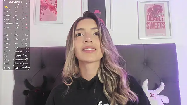 IsadoraGalle  online show from April 13, 2026, 9:19 pm