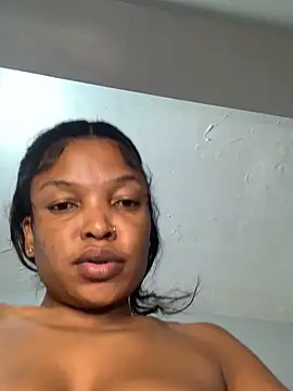 Snapshot of slimcateee chatting on March 7, 2025, 8:02 am slimcateee online show from March 7, 2025, 8:02 am