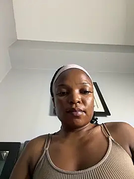 Snapshot of slimcateee chatting on October 4, 2025, 6:31 pm slimcateee online show from October 4, 2025, 6:31 pm