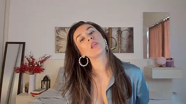 JoyCasidy online show from March 13, 2025, 2:12 pm