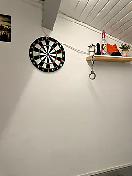 emma4xxx online show from September 26, 2025, 7:10 pm