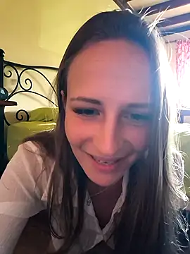 emma4xxx online show from February 16, 2025, 8:11 pm