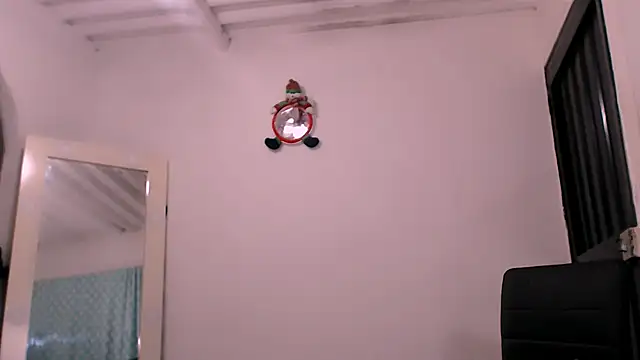 Snapshot of DanielaTsDom chatting on January 12, 2025, 2:56 am DanielaTsDom online show from January 12, 2025, 2:56 am