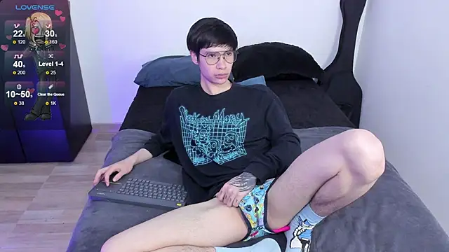 Aventure Twinks online show from March 23, 2025, 7:09 am