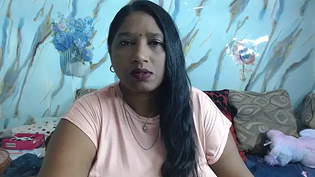 Snapshot of Indian_tracy chatting on June 23, 2026, 9:29 am Indian tracy online show from June 23, 2026, 9:29 am