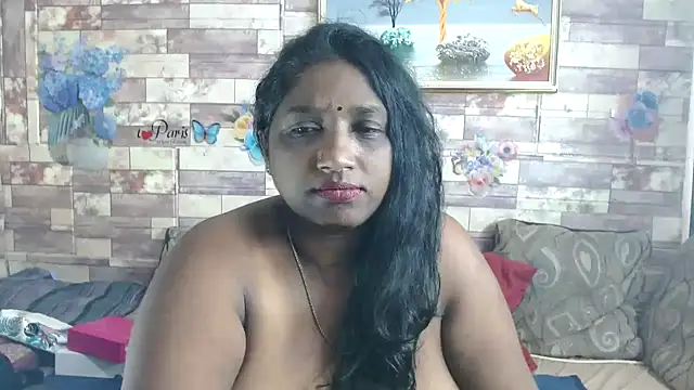 Snapshot of Indian_tracy chatting on January 13, 2026, 5:11 am Indian tracy online show from January 13, 2026, 5:11 am