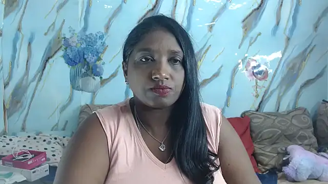 Snapshot of Indian_tracy chatting on April 23, 2026, 12:29 pm Indian tracy online show from April 23, 2026, 12:29 pm
