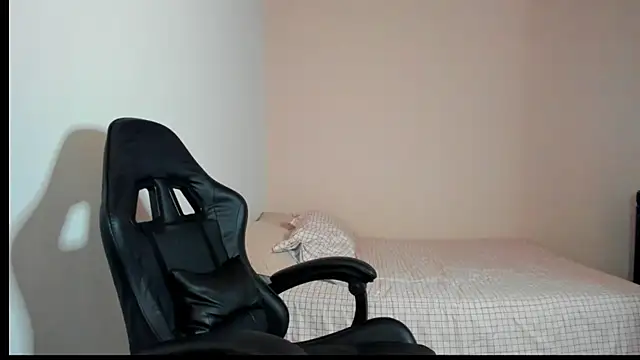 nina pons online show from March 3, 2026, 8:49 pm