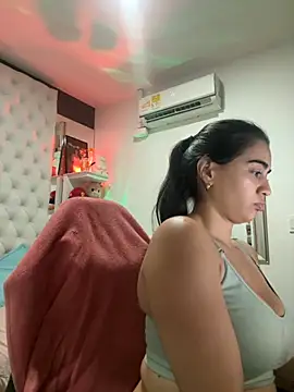 ZarahEvans online show from November 27, 2025, 7:47 pm