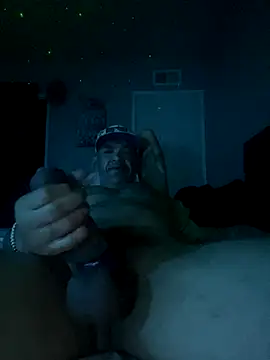 Snapshot of RoodoggXL chatting on October 24, 2025, 1:48 am RoodoggXL online show from October 24, 2025, 1:48 am