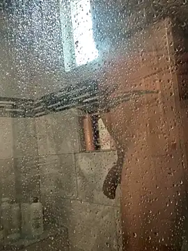 Snapshot of RoodoggXL chatting on March 11, 2025, 5:24 pm RoodoggXL online show from March 11, 2025, 5:24 pm