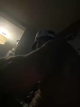 Snapshot of RoodoggXL chatting on March 22, 2025, 3:20 am RoodoggXL online show from March 22, 2025, 3:20 am