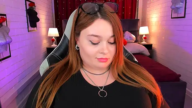 KimberlyMaran online show from March 12, 2025, 3:29 pm