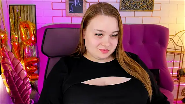 KimberlyMaran online show from April 15, 2026, 8:09 pm