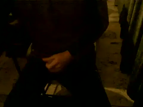 Snapshot of hornyman18cm39 chatting on November 1, 2025, 6:46 pm hornyman18cm39 online show from November 1, 2025, 6:46 pm