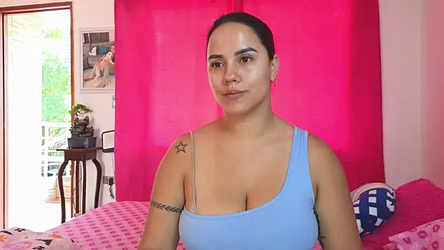 tatiana big ass boobs online show from April 26, 2026, 5:32 pm