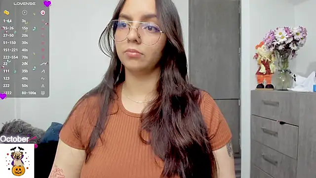 Snapshot of Valery7rose_ chatting on October 26, 2025, 10:21 pm Valery7rose online show from October 26, 2025, 10:21 pm