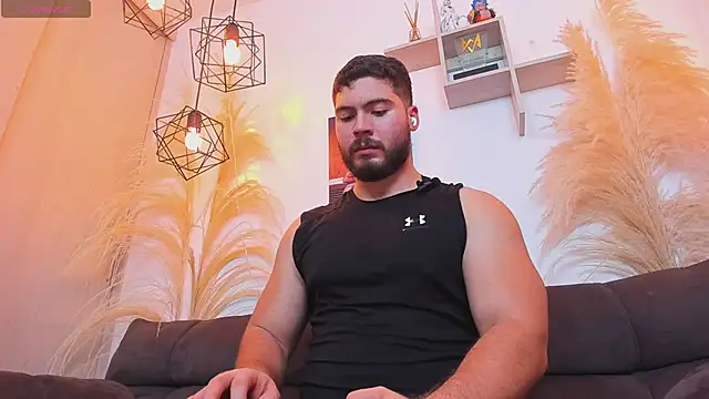 SebastianVilla  online show from March 4, 2026, 10:17 pm