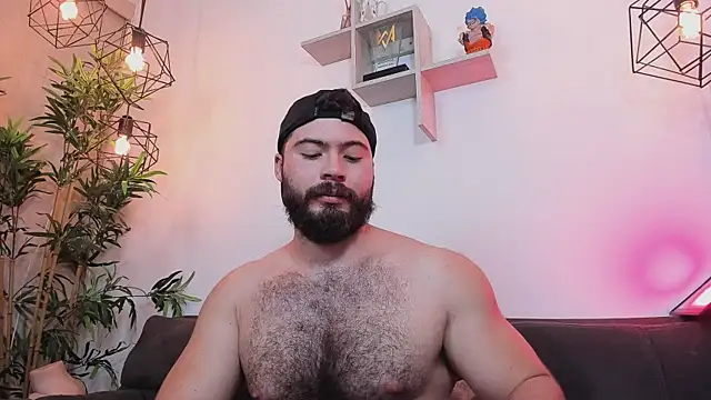 SebastianVilla  online show from May 27, 2026, 7:32 pm
