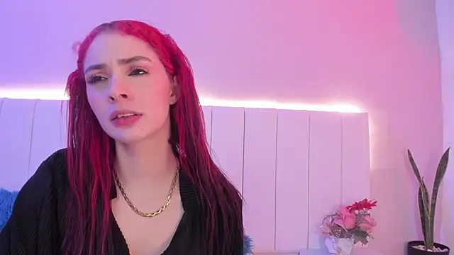 CAMILLEN PETTID online show from November 13, 2025, 10:35 pm