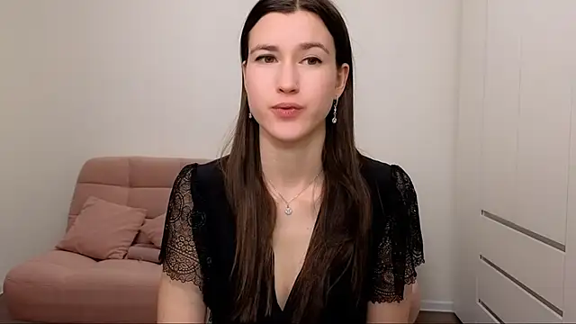 Snapshot of AliciaNewell chatting on February 10, 2025, 3:10 pm AliciaNewell online show from February 10, 2025, 3:10 pm