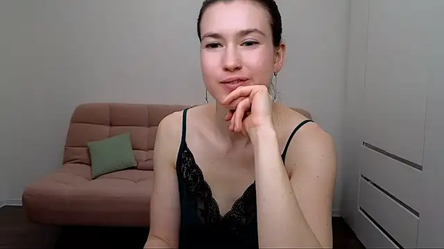 Snapshot of AliciaNewell chatting on March 12, 2025, 11:54 am AliciaNewell online show from March 12, 2025, 11:54 am
