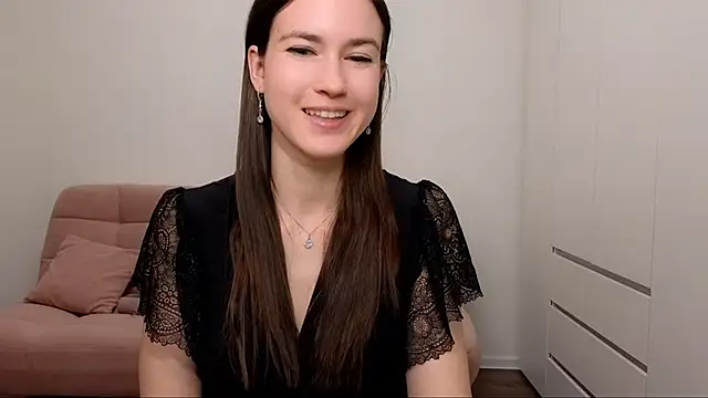 Snapshot of AliciaNewell chatting on February 11, 2025, 9:41 am AliciaNewell online show from February 11, 2025, 9:41 am