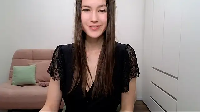 Snapshot of AliciaNewell chatting on February 18, 2025, 1:55 pm AliciaNewell online show from February 18, 2025, 1:55 pm