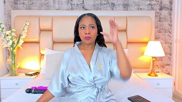 AlisonTravis online show from November 1, 2025, 8:03 pm