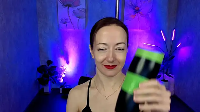 Snapshot of kimberlyray777 chatting on February 10, 2025, 11:04 am kimberlyray777 online show from February 10, 2025, 11:04 am