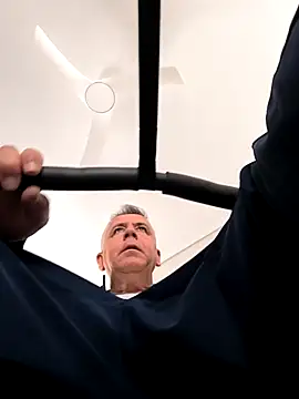 Snapshot of parejamlga58 chatting on March 9, 2026, 10:52 am parejamlga58 online show from March 9, 2026, 10:52 am