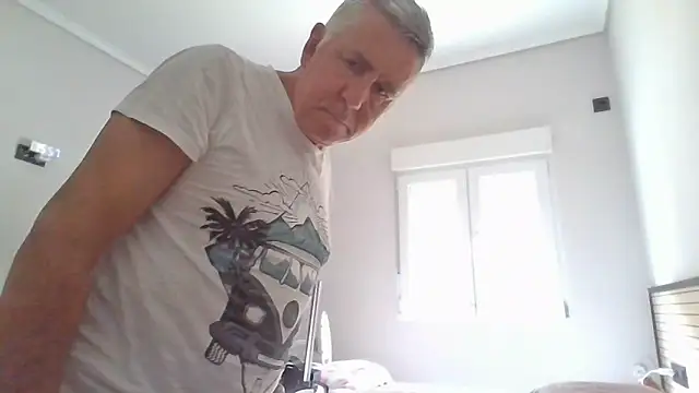 Snapshot of parejamlga58 chatting on April 11, 2026, 1:59 pm parejamlga58 online show from April 11, 2026, 1:59 pm