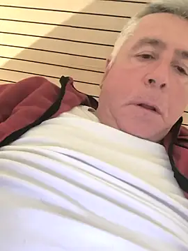 Snapshot of parejamlga58 chatting on March 3, 2026, 12:06 am parejamlga58 online show from March 3, 2026, 12:06 am