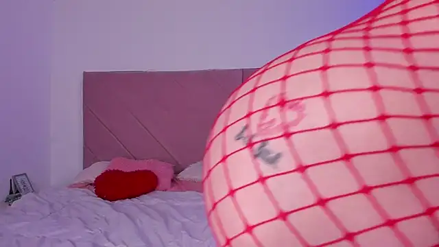 Snapshot of Marily_Daniela_ chatting on November 29, 2025, 2:01 am Marily Daniela online show from November 29, 2025, 2:01 am