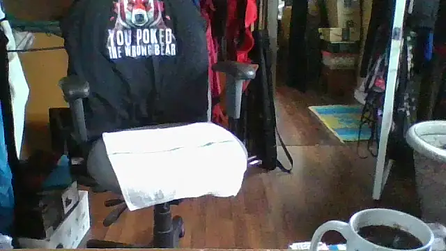 Snapshot of Daremeknot chatting on November 14, 2025, 3:59 pm Daremeknot online show from November 14, 2025, 3:59 pm