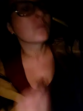 sweetkitty111 online show from November 9, 2025, 2:04 am