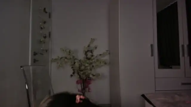 KaylaLaine online show from November 9, 2025, 7:12 am