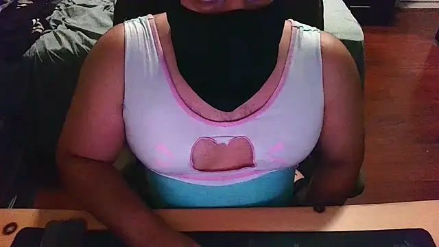 Snapshot of babykayla972 chatting on May 22, 2026, 7:28 am babykayla972 online show from May 22, 2026, 7:28 am
