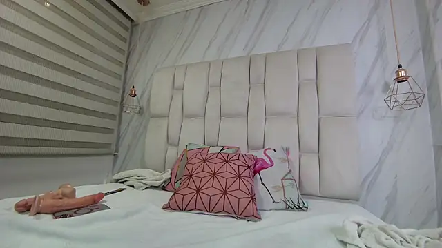 Snapshot of Hannagarces chatting on February 3, 2025, 11:42 am Hannagarces online show from February 3, 2025, 11:42 am
