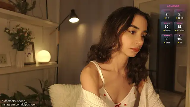 JulietteDee online show from November 20, 2025, 10:31 pm