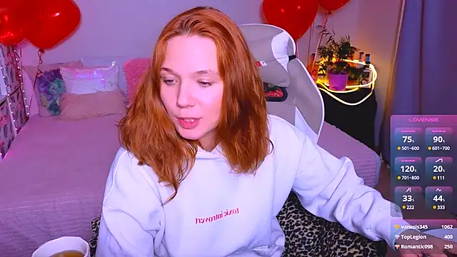 Snapshot of Karen_morris chatting on February 20, 2025, 6:03 pm Karen morris online show from February 20, 2025, 6:03 pm